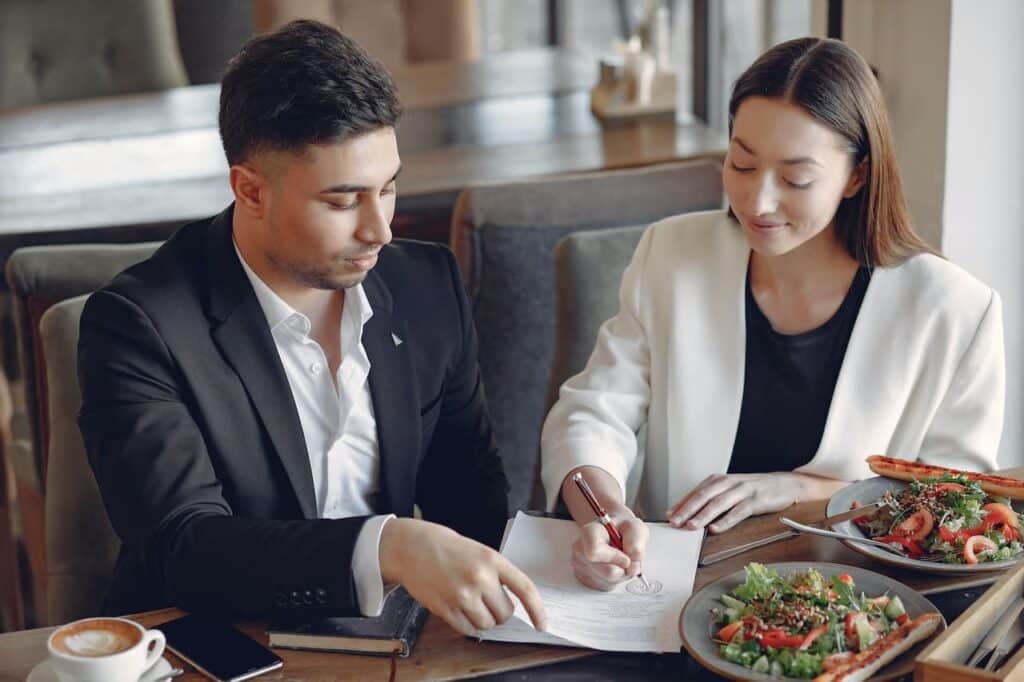 restaurant lease lawyer